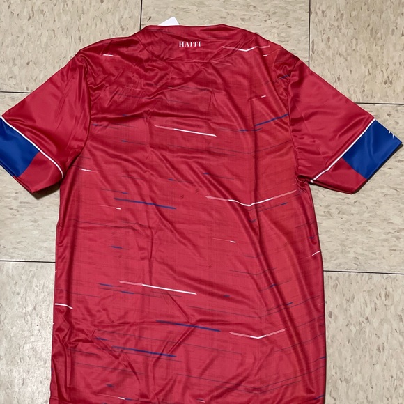 Official Haiti National Soccer Team Jersey - Picture 2 of 9
